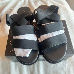 NEW Woman’s black espadrille sandals. Platform with elastic straps! Size 7.